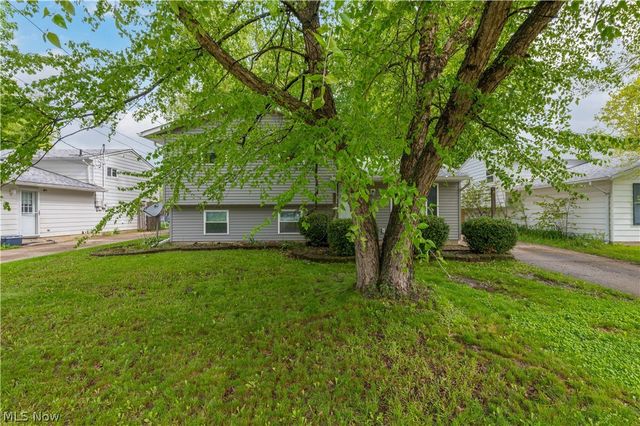 35150 Spruce Street, North Ridgeville, OH 44039