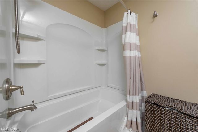 35150 Spruce Street, North Ridgeville, OH 44039
