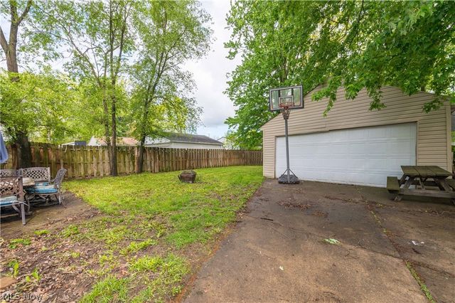 35150 Spruce Street, North Ridgeville, OH 44039