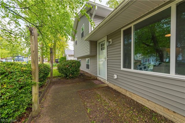 35150 Spruce Street, North Ridgeville, OH 44039