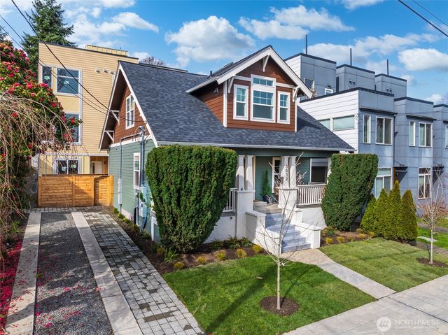 3037 21st Avenue W, Seattle, WA 98199
