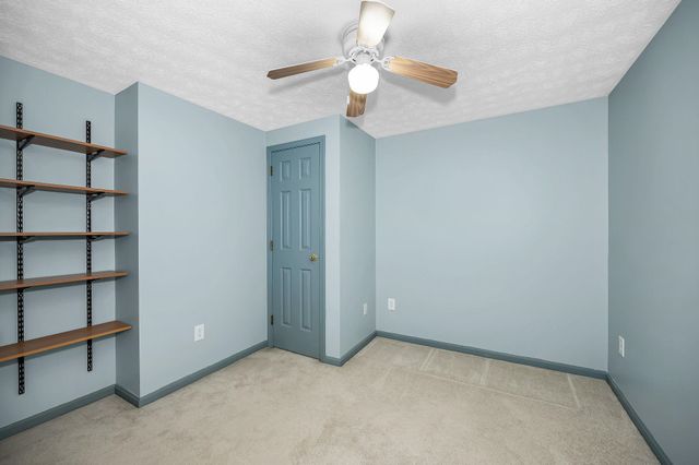 11 Linden Street, Hudson, NH 03051