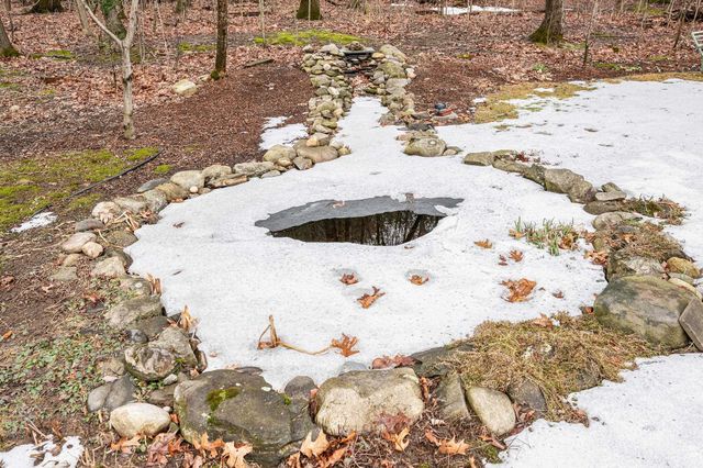 11 Linden Street, Hudson, NH 03051