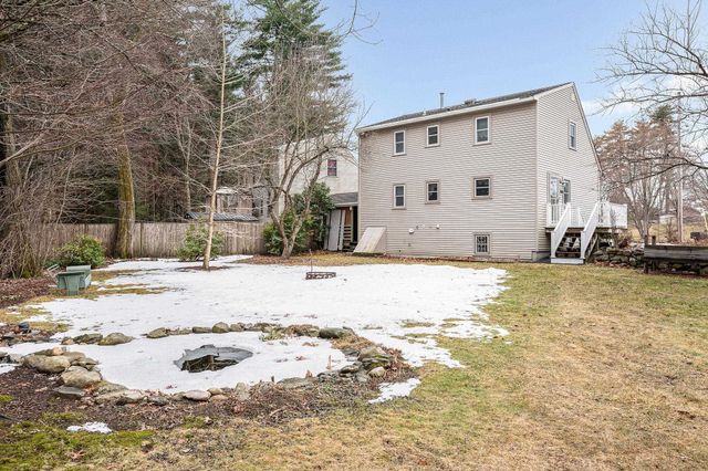 11 Linden Street, Hudson, NH 03051