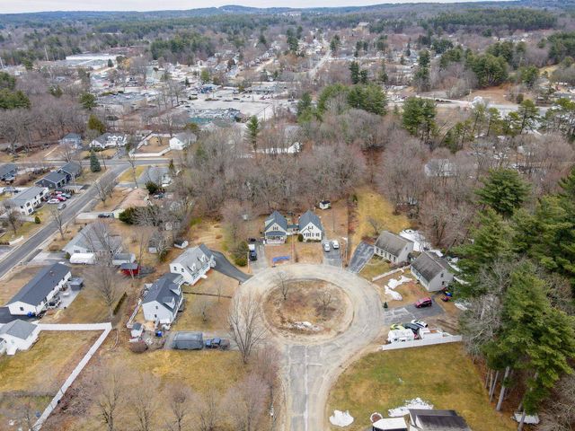 11 Linden Street, Hudson, NH 03051