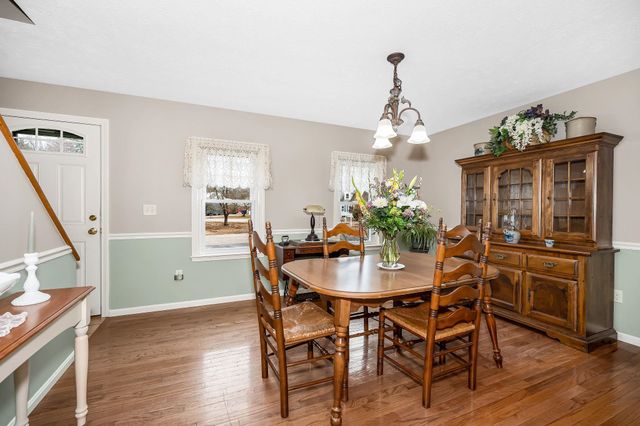 11 Linden Street, Hudson, NH 03051