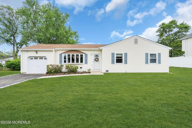 816 6th Avenue, Toms River, NJ 08757