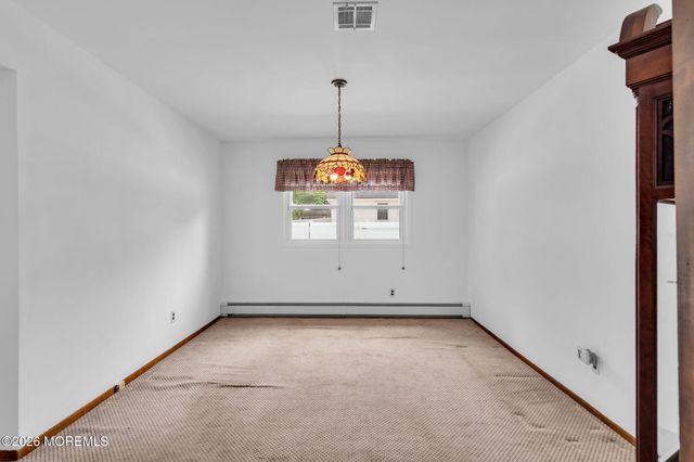 816 6th Avenue, Toms River, NJ 08757