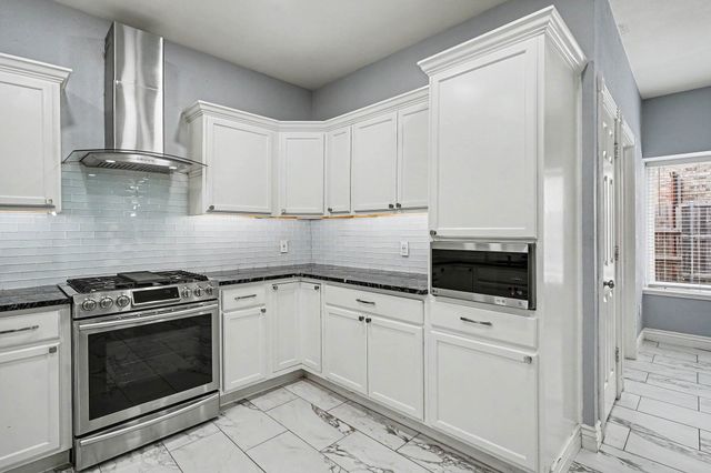4332 Greenwood Lane, Grapevine, TX 76051
