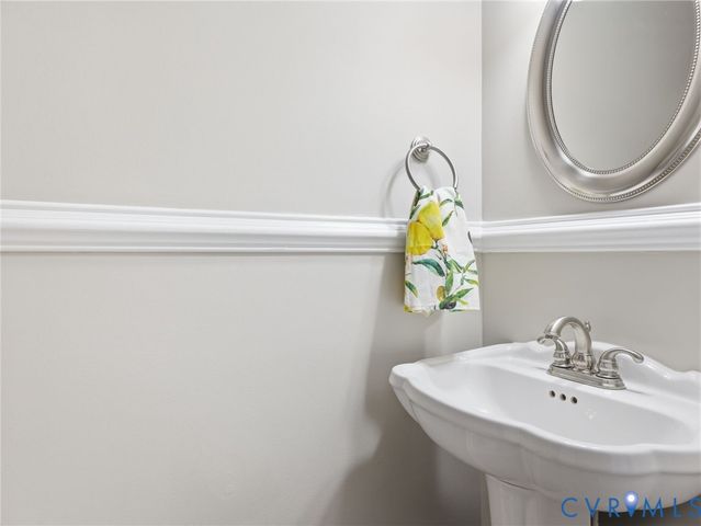 3223 Hanover Ave, Richmond, VA 23221