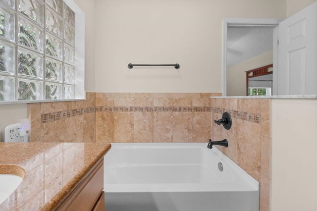 4945 Moultrie Reserve Ct, St Augustine, FL 32086