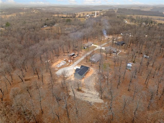 6135 Oak Leaf Drive, Harrison, AR 72601