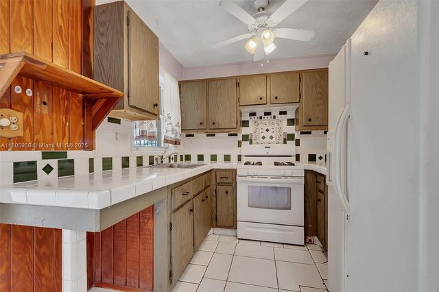 18711 SW 308th St, Homestead, FL 33030