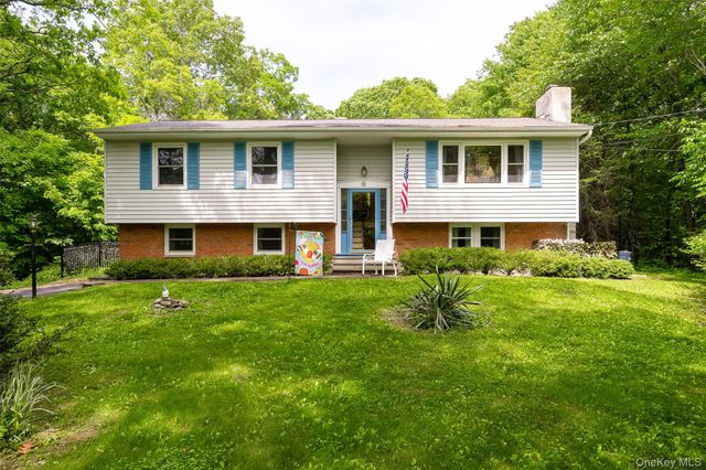 16 Dose Road, Wappingers Falls, NY 12590
