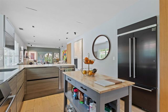 1502 El Rado St, Coral Gables, FL 33134