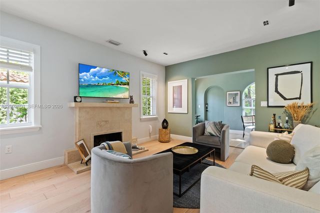 1502 El Rado St, Coral Gables, FL 33134