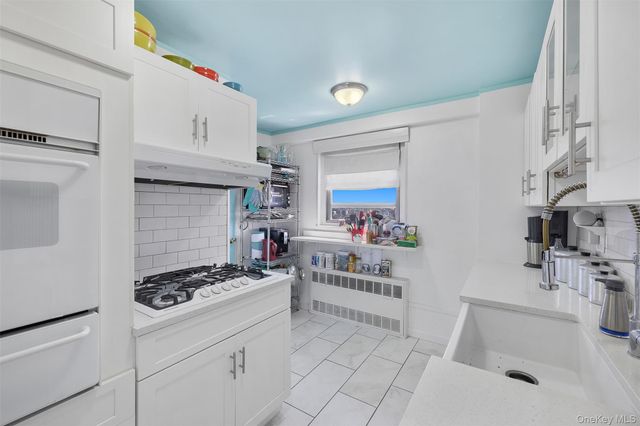 1020 Grand Concourse 12V, Bronx, NY 10451