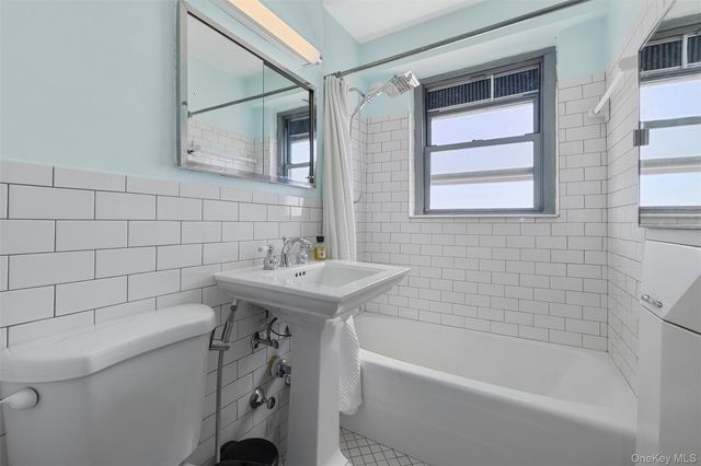 1020 Grand Concourse 12V, Bronx, NY 10451