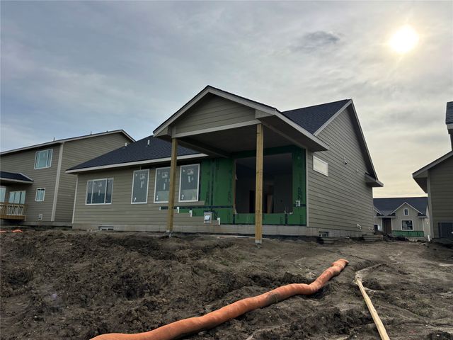 4715 178th Street, Urbandale, IA 50323