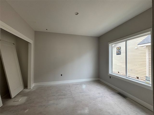 4715 178th Street, Urbandale, IA 50323