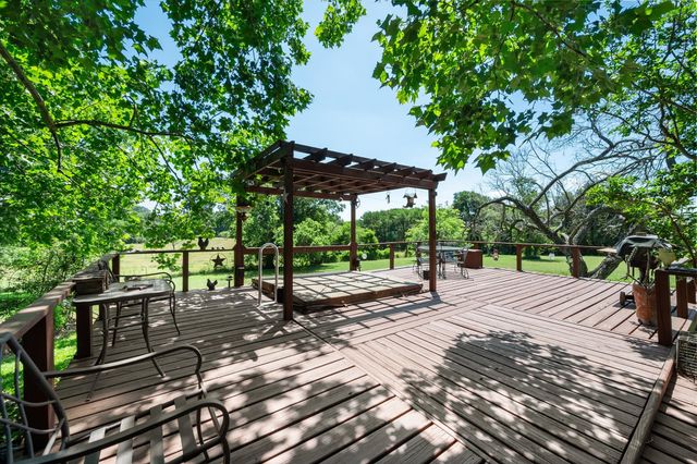 6518 SW County Road 1090, Corsicana, TX 75110