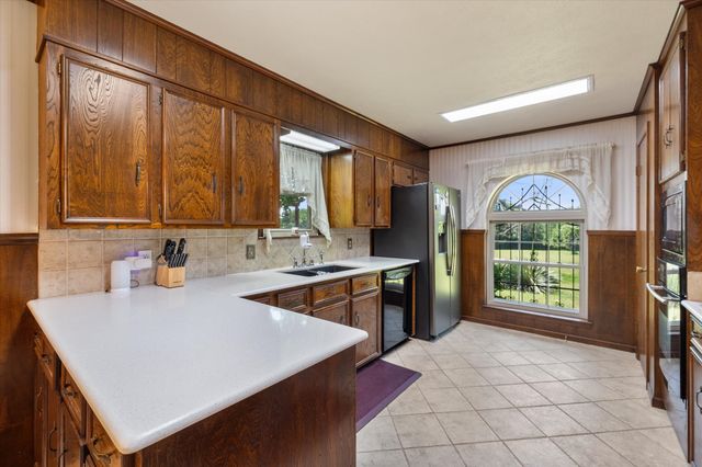 6518 SW County Road 1090, Corsicana, TX 75110