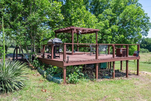 6518 SW County Road 1090, Corsicana, TX 75110