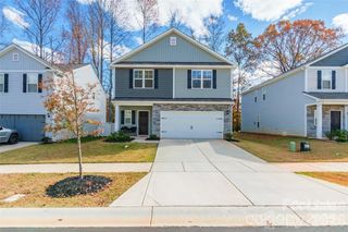 3228 Mcgee Hill Drive, Charlotte, NC 28216