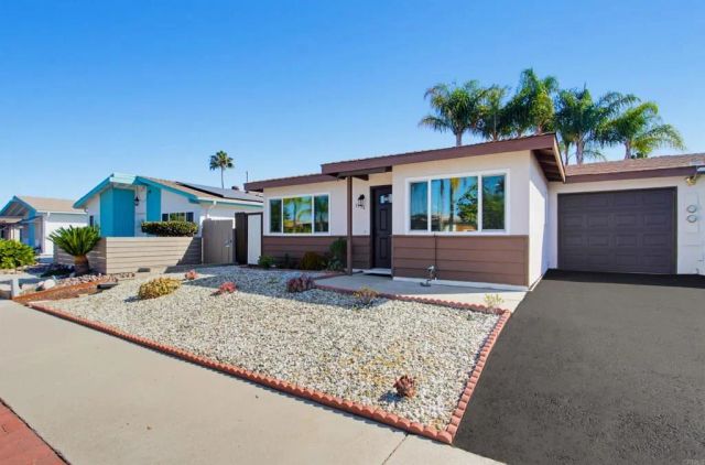 3196 Buena Hills Drive, Oceanside, CA 92056