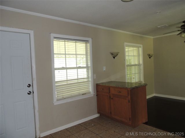 906 S 85th East Avenue, Tulsa, OK 74112