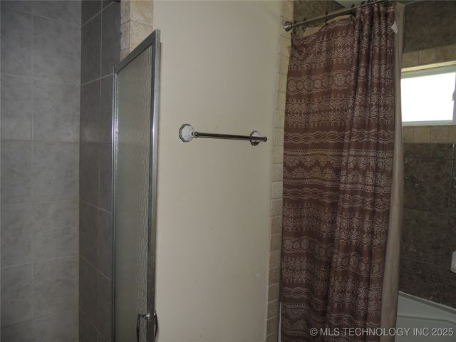 906 S 85th East Avenue, Tulsa, OK 74112