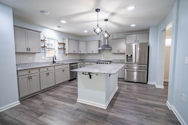 2025 Barnhart Drive, Sumter, SC 29153