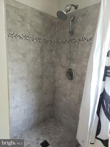 101 CHESTNUT RD, Stevensville, MD 21666