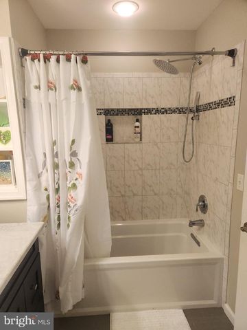 101 CHESTNUT RD, Stevensville, MD 21666