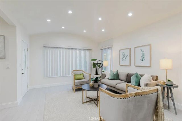 729 Glenmore Boulevard, Glendale, CA 91206