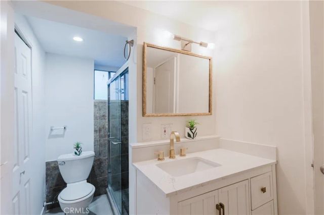 729 Glenmore Boulevard, Glendale, CA 91206