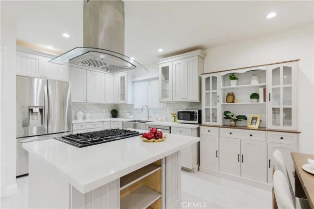 729 Glenmore Boulevard, Glendale, CA 91206