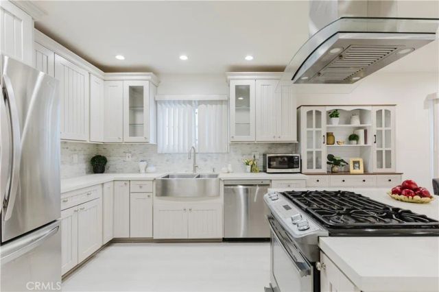 729 Glenmore Boulevard, Glendale, CA 91206