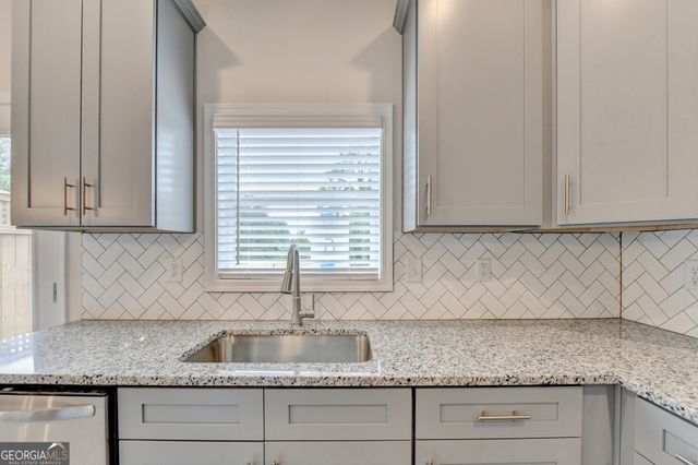 5477 Blossomwood Trail SW, Mableton, GA 30126