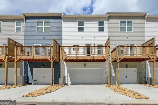 5477 Blossomwood Trail SW, Mableton, GA 30126