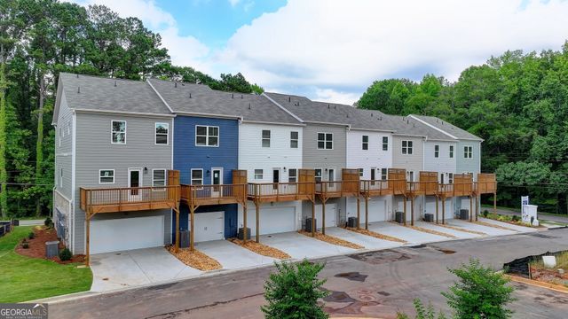 5477 Blossomwood Trail SW, Mableton, GA 30126