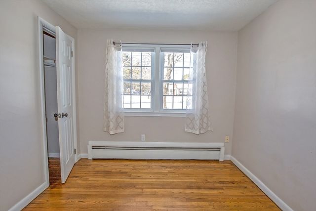 6 Brooklawn Road, Wilbraham, MA 01095