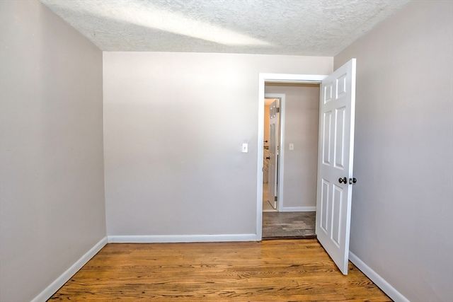 6 Brooklawn Road, Wilbraham, MA 01095