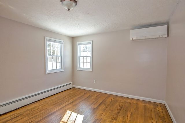 6 Brooklawn Road, Wilbraham, MA 01095