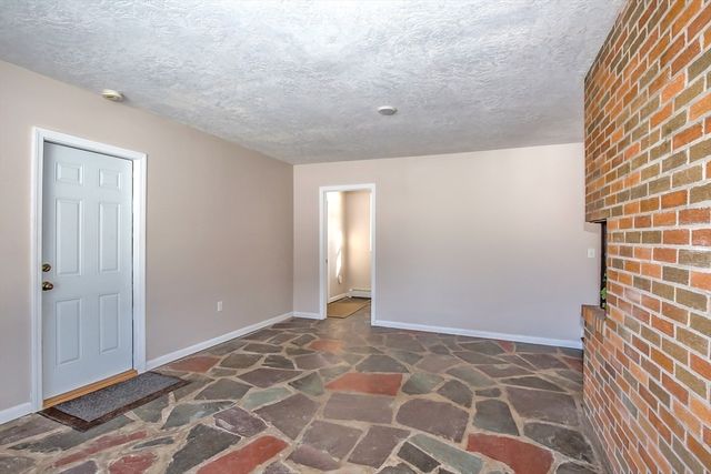 6 Brooklawn Road, Wilbraham, MA 01095