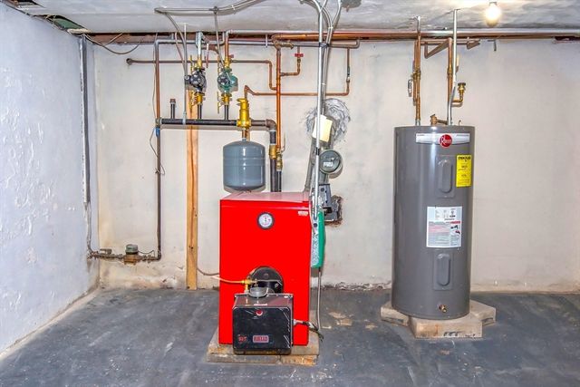 6 Brooklawn Road, Wilbraham, MA 01095