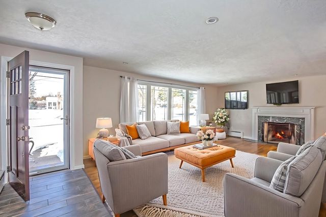 6 Brooklawn Road, Wilbraham, MA 01095