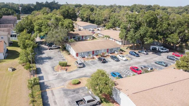 1400 STRAWBERRY PLACE 12, Plant City, FL 33563