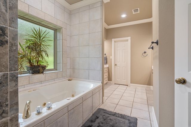 34 Stonegate Shores Drive, Hot Springs, AR 71913