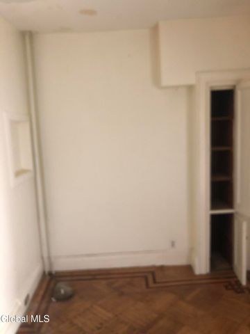 3 St Pauls Place, Troy, NY 12180